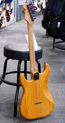 Fender - Limited Edition American Professional II Stratocaster HSS HT, Roasted Maple Fingerboard - Aged Natural 2